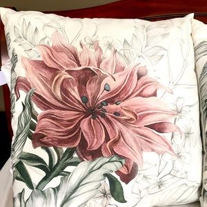 Set of 3 pillows